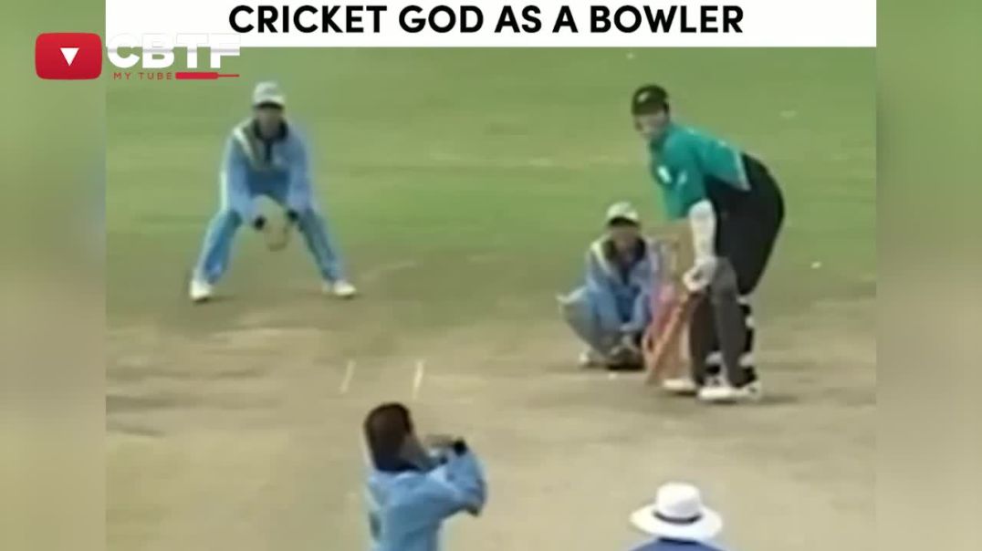 ⁣Cricket Legend Sachin Tendulkar as a Bowler